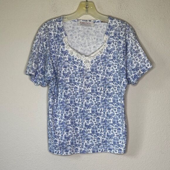 Karen Scott Floral Top - Picture 5 of 7